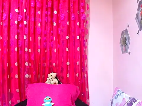 sluttyrox's Webcam Show