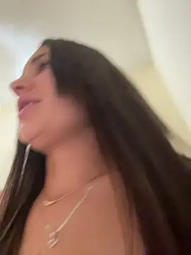 Lucyfer-fire's Live XXX Chat