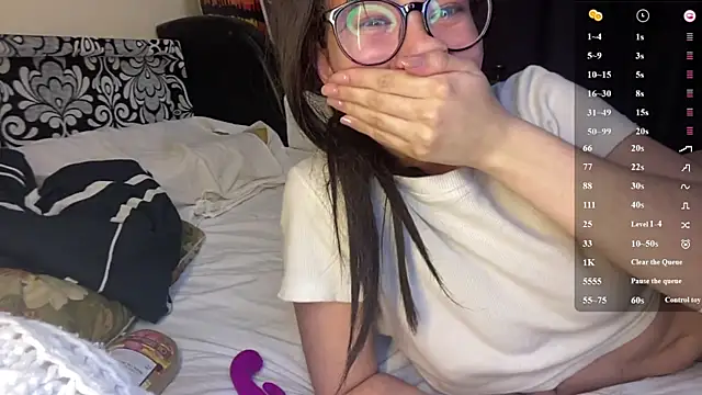 Chatroom XXX en direct de Selena_blom