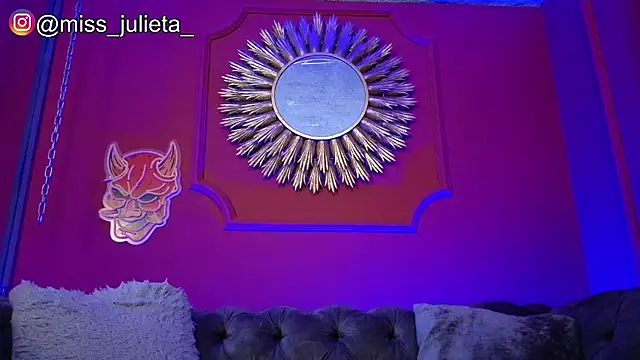 Julieta_Russell's Webcam Show