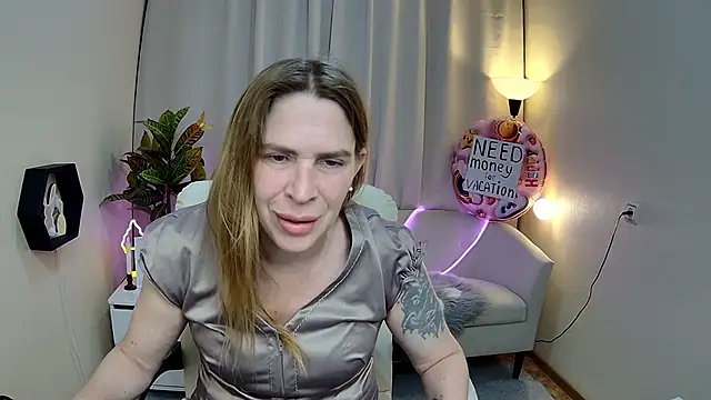 TessaDaybreak Webcam-Show