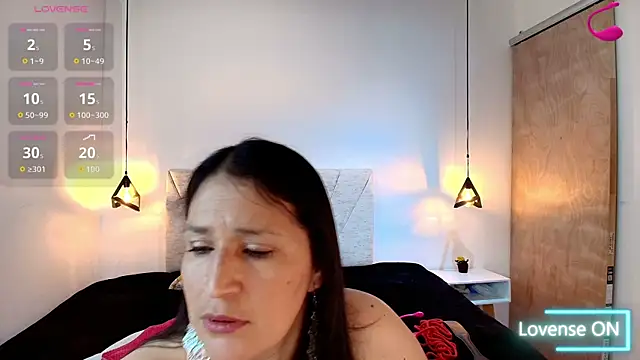 Chat +18 de Barbara_fox__ ao vivo