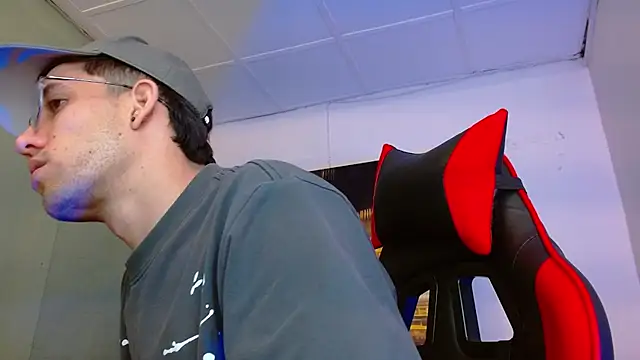 Živý XXX chat alexgiraldo__