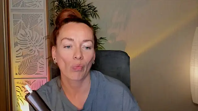 RebeccaMartinez's Live XXX Chat