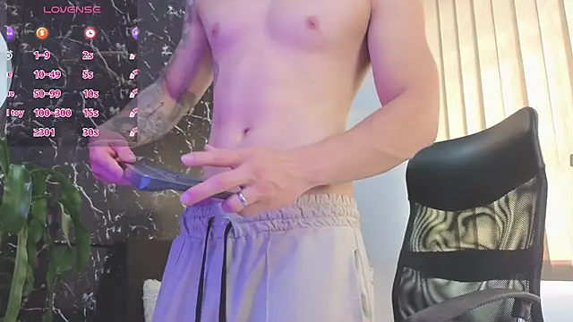 Show modela Alexander_ferre na web-kameri