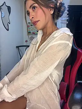 Chatroom XXX en direct de Liamiler01_