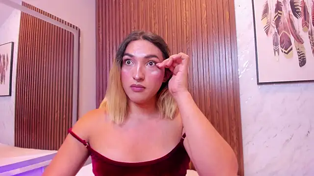 XXX chat uživo modela TomLondon_