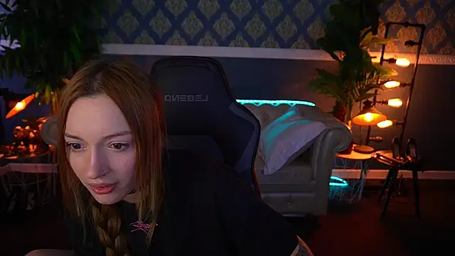 LizzaMoonn's Live XXX Chat