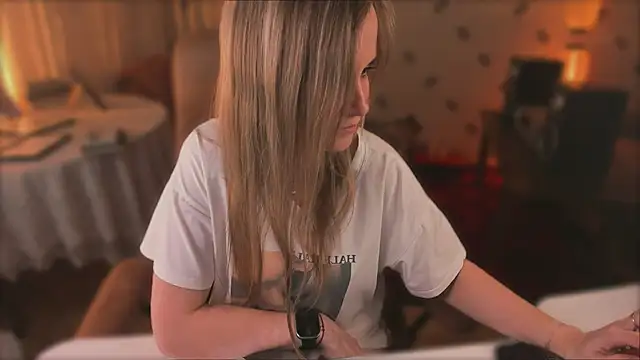 MiaSparkes Live XXX-Chat