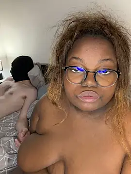 perlebbwblack 现场XXX聊天