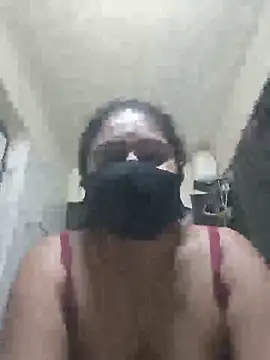 kira_forev's Webcam Show