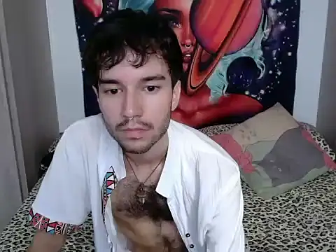 Онлайн чат XXX Adrien_polo
