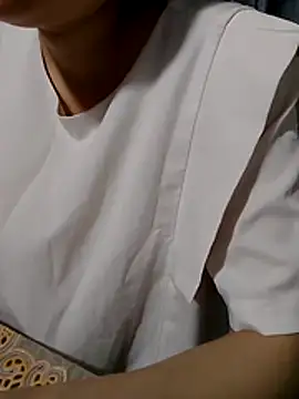 -Bella-a 在線直播表演