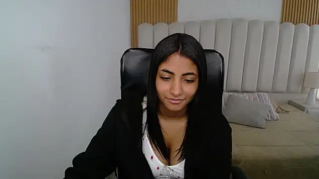 shaneelle Chat XXX in diretta
