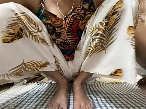 Noor_Sexy02 Show in webcam