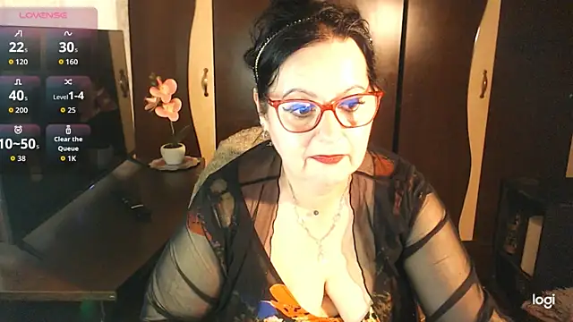 exiMIlf's Live XXX Chat