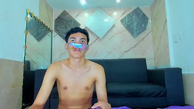 Yeff_26 Live XXX-chat