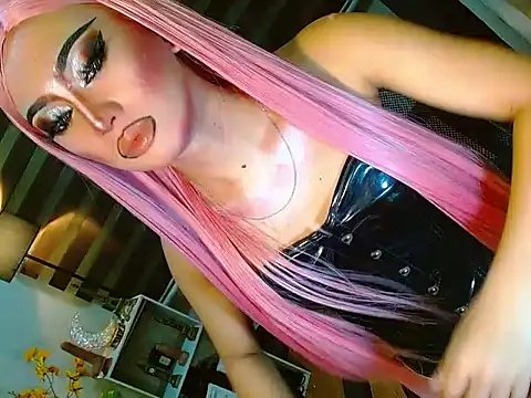 HOLLYWOOD_QUEEN_88's Webcam Show