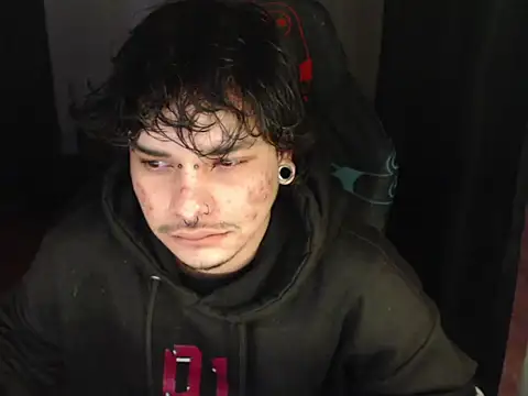 lilgothboy Show in webcam
