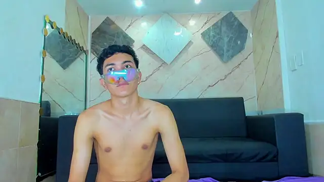 Chat +18 de Yeff_26 ao vivo