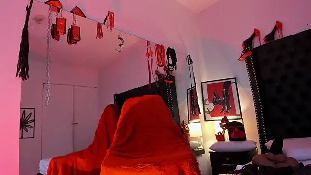 skarlethbelluci's Live XXX Chat