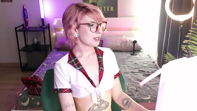 _Moonlight_t's Live XXX Chat