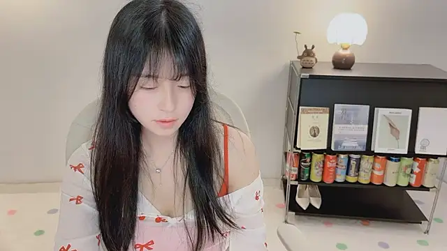 Onechestnut's Live XXX Chat