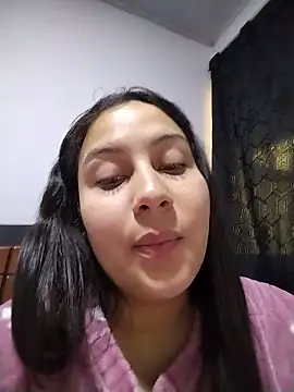 esmeralda_jadees' Live XXX Chat