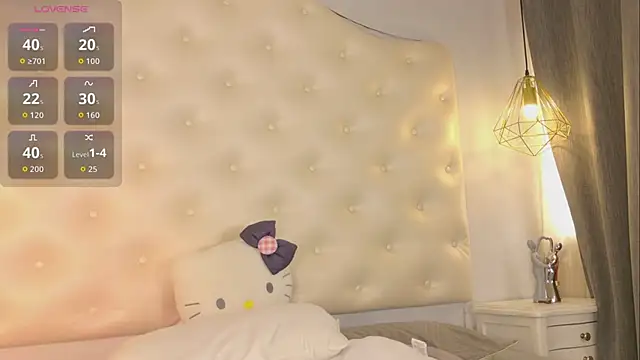 ninaavelvett 网络视讯表演