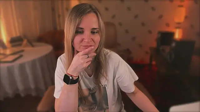MiaSparkes Live XXX-chat