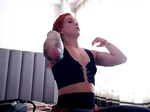 saara_johnson496's Webcam Show
