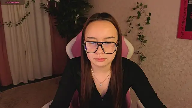 Eva_Cutties: απευθείας συνομιλία ΧΧΧ
