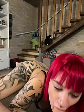 Dollyred Adlı Modelin Canlı XXX Sohbeti