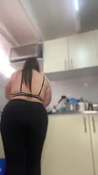 Chloee_Peach Obrolan Langsung XXX