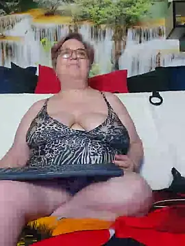 QueenPammy1's Live XXX Chat