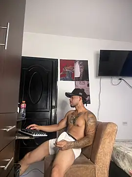 Kenny_romanon Webbikameraesitys