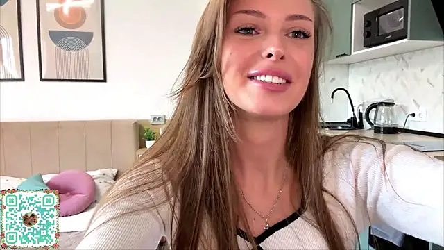 MonaBlisss Live XXX-chat