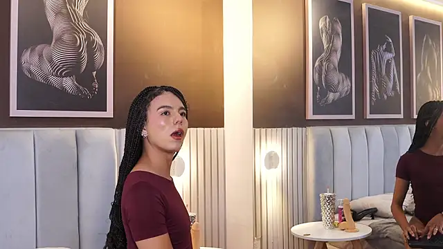 Luxa_Velvet Chat XXX live