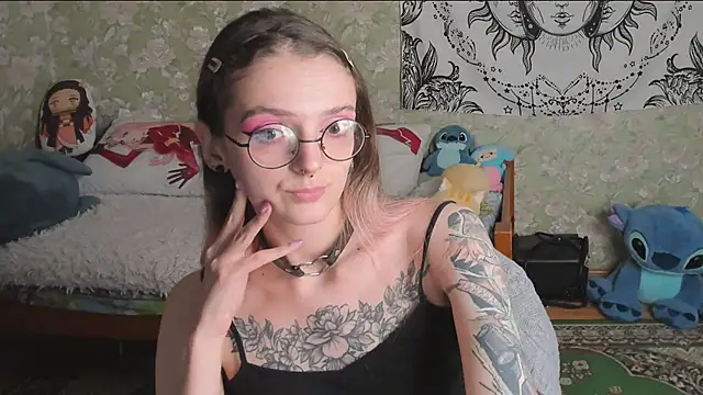 Cutie_Adelia's Live XXX Chat