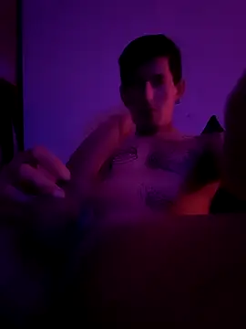 bennitravi's Webcam Show