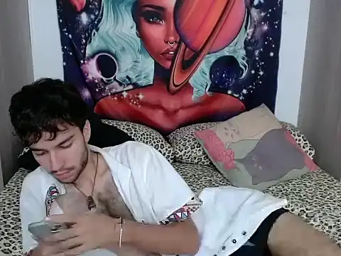 Adrien_polo Chat XXX in diretta