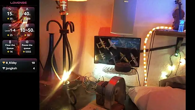 Pussyeat2please's Live XXX Chat