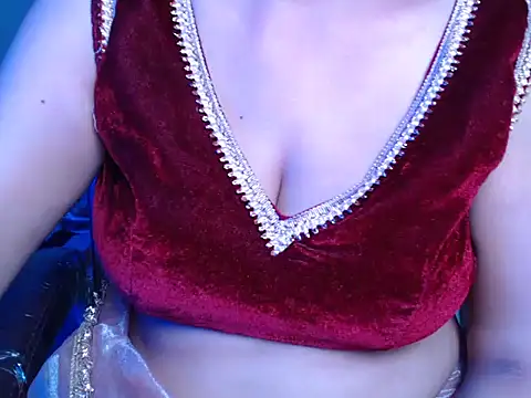 Kiarax1 Live XXX-Chat