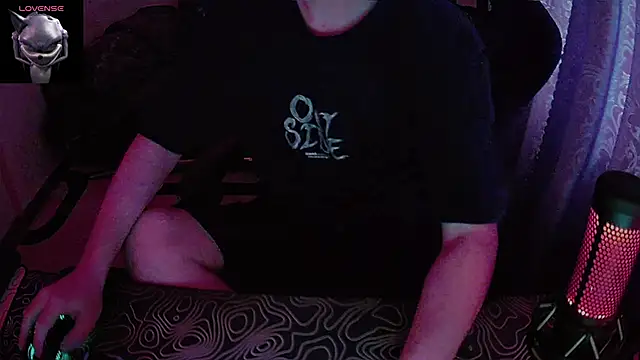 Show modela xXxHARDPORNxXx na web-kameri