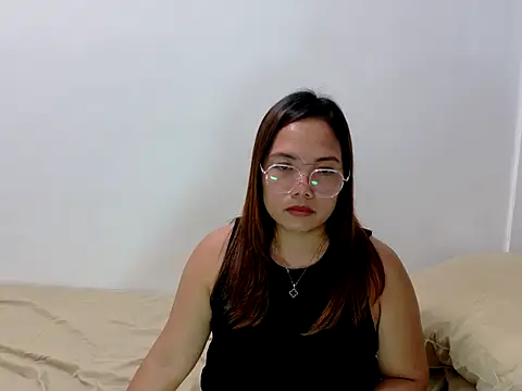 BURBERRY69's Live XXX Chat