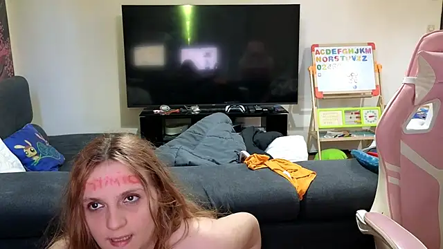 SweetJulia28 Webcam Show