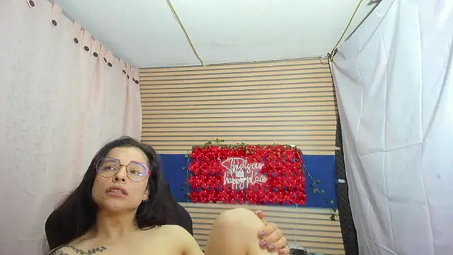 rosse_2504n Live XXX chat