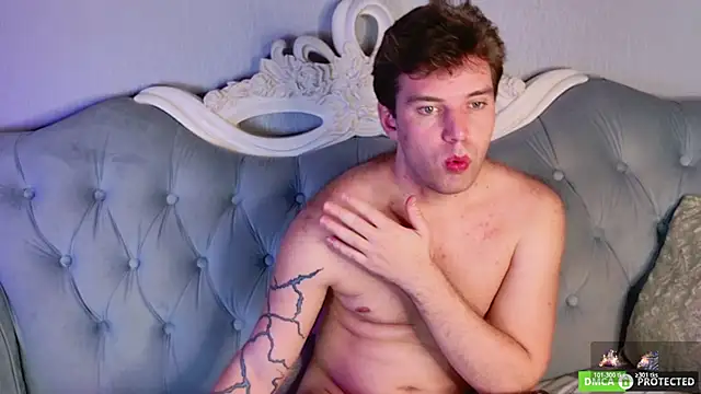Show modela ArthurMeyers na web-kameri