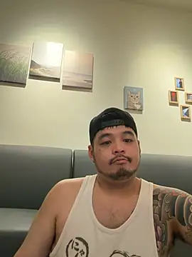 James1992_Ovo 现场XXX聊天
