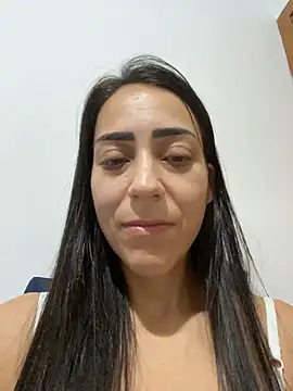 lucioliveira – Naživo XXX chat